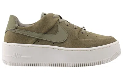 Nike (wmns)  Air Force 1 Sage Low 'trooper' In Multi