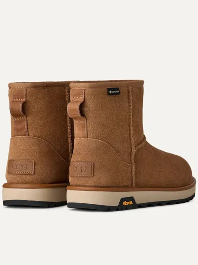 Ugg W Classic Mini Gtx Shoes In Brown