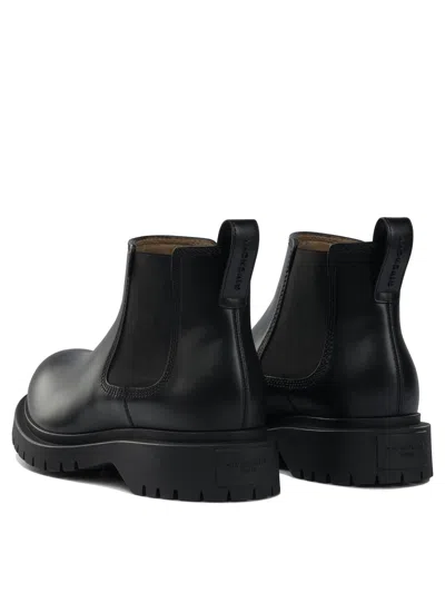 Givenchy Casual Round Toe Boots With Chunky Sole In Black