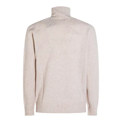 Altea Long Sleeve Turtle-neck Sweater In Neutral
