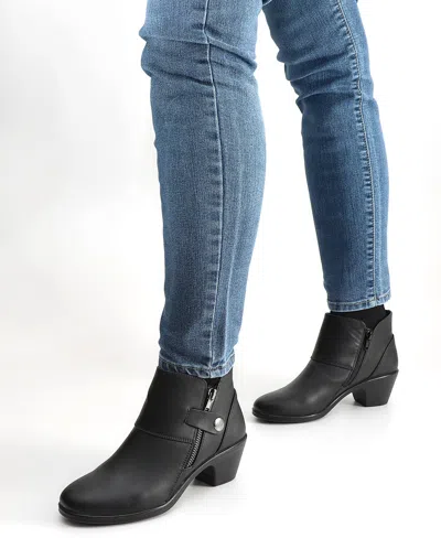 Easy Street Womens Fritzi Block Heel Booties In Black