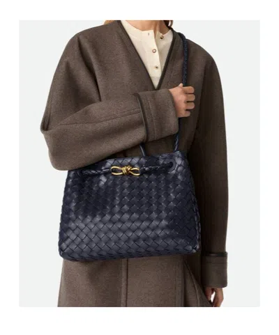 Bottega Veneta Black Medium Andiamo Bag In Red