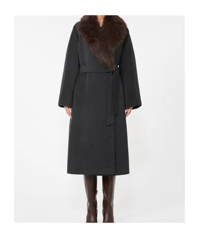 Weekend Max Mara Fur Collar Belted Coat In Black