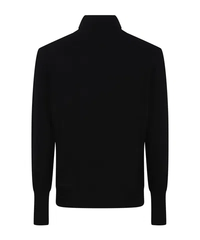 Ballantyne Plain Turtle Neck Sweater In Black