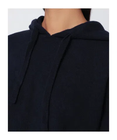 Roberto Collina Long-sleeved Hooded Sweater In Black