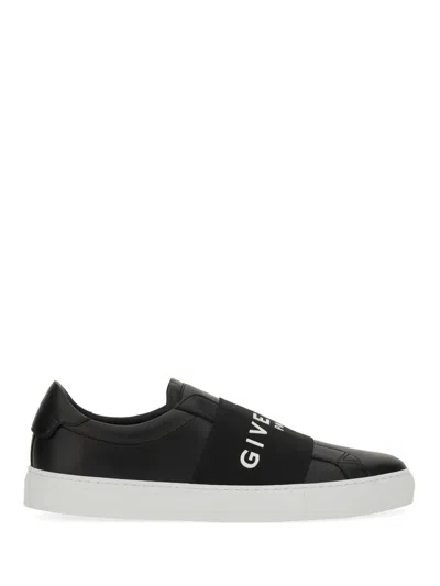 Givenchy Leather Sneakers In Black