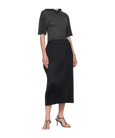 Issey Miyake Basics Skirt Structured Pleated Design In Black