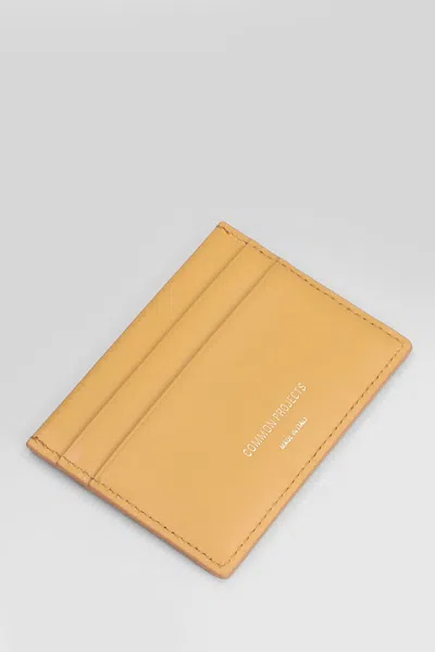 Common Projects Wallet In Camel Leather In Burgundy