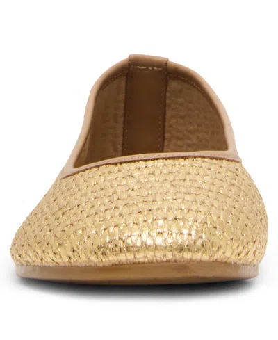 Steve Madden Merlot Woven Metallic Flat In Gold