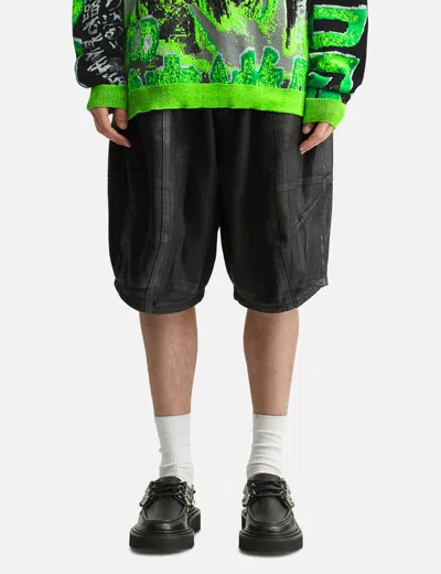 Lựu Dạn Puffa Shorts In Black