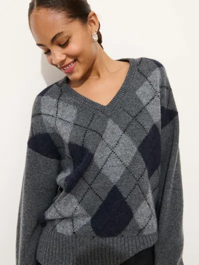 Alex Mill Campbell Argyle V-neck Sweater In Gray