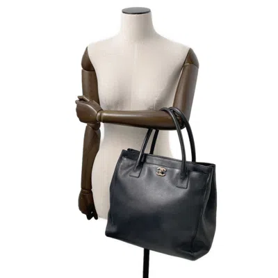 Pre-owned Chanel Black Leather Shoulder Bag Tote Bag ()