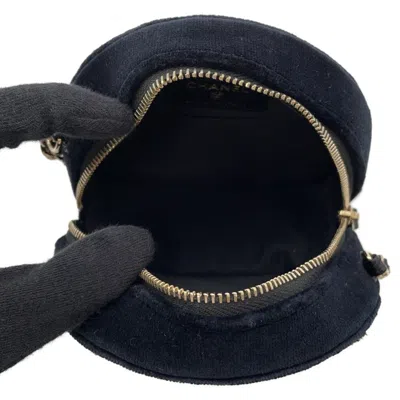 Pre-owned Chanel Black Shoulder Bag ()