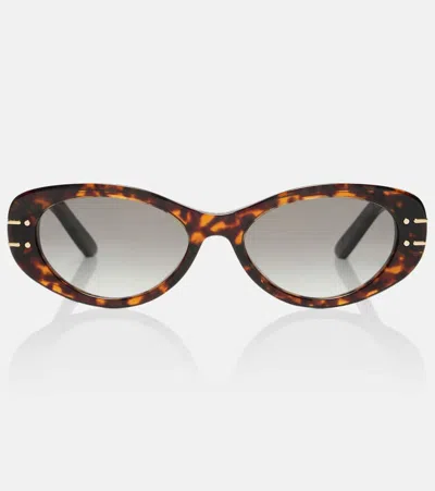 Dior Signature B8u Oval Sunglasses In Brown