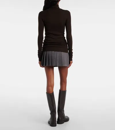 The Frankie Shop Womens Eve Turtleneck Wool Jumper Dark Brown Xxs In Brown