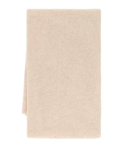 Emerson Renaldi Bufanda - Beis In Sand