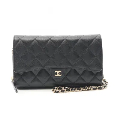 Pre-owned Chanel Leather Shoulder Bag () In Black