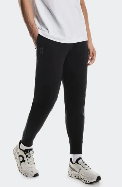 On Focus Tech Sweatpants In Black