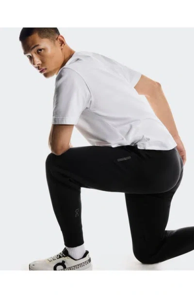 On Focus Tech Sweatpants In Black