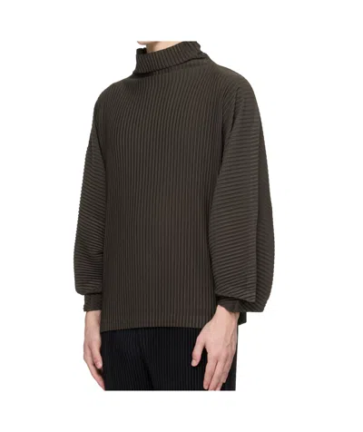 Issey Miyake Kinetic Sculpture Turtleneck In Green