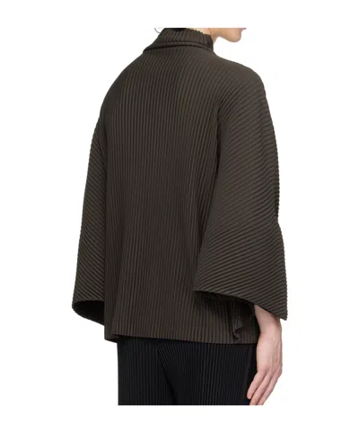 Issey Miyake Kinetic Sculpture Turtleneck In Green