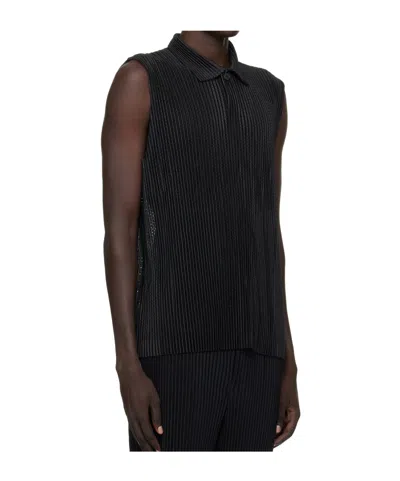 Issey Miyake Pleated Knit Polo Shirt In Black