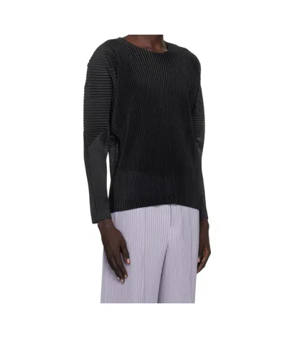 Issey Miyake Pleated Top In Black