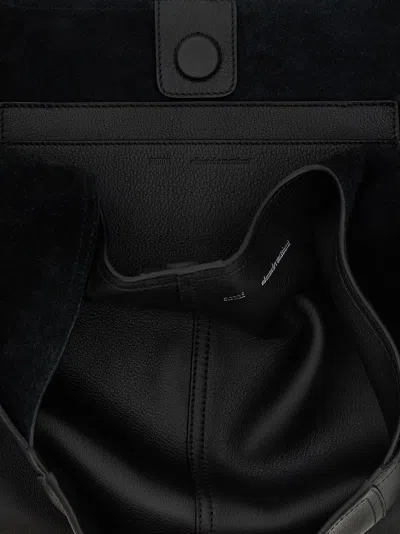 Ami Alexandre Mattiussi Etienne Leather Trapezoid Shoulder Bag In Black
