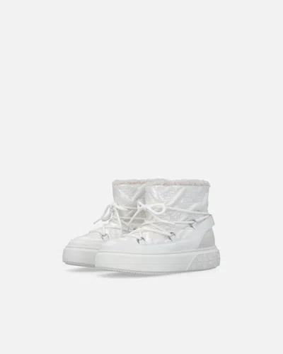 Pinko Yoko 19 Quilted Ankle Boots In White