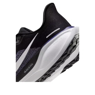 Nike Pegasus Easyon Running Shoe In Multi