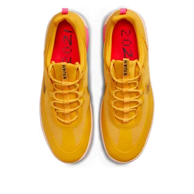 Nike Nyjah Free 2 Sneakers In Yellow