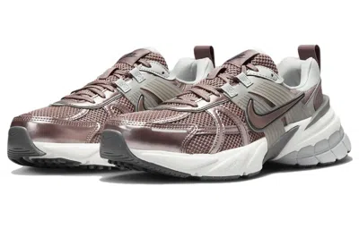 Nike (wmns)  V2k Run 'smokey Mauve' In Multi