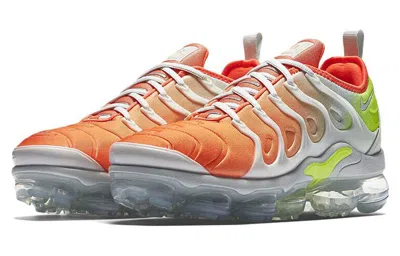 Nike Vapormax Plus Sneakers In Multi