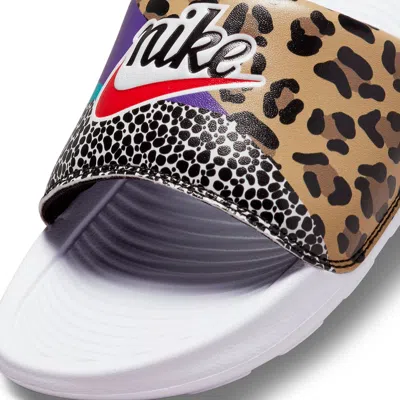 Nike (wmns)  Victori One Printed Slide 'beach Of The Bleachers' In Multi