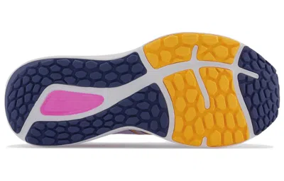 New Balance Women's Fresh Foam 680v7