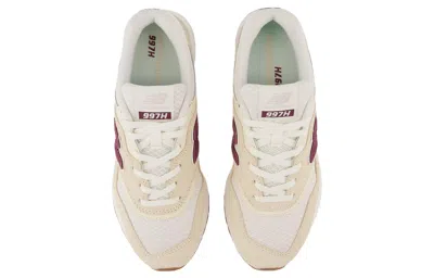 New Balance (wmns)  997h 'cream Red White' In Nude