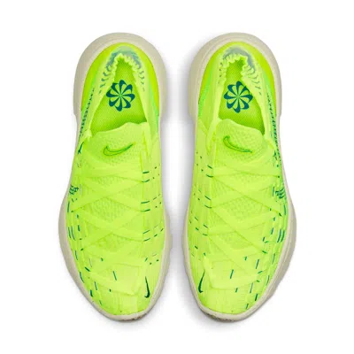 Nike (wmns)  Space Hippie 04 'light Lemon Twist' In Multi