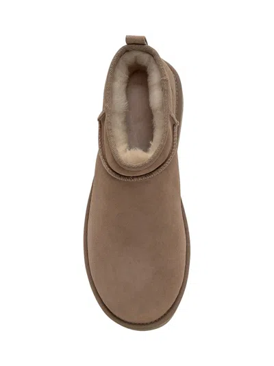 Ugg Shoe W Classic Ultra Mini In Sand