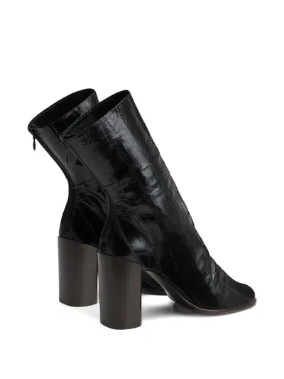 Lemaire Glove 90 Crinkled Glossed Leather Ankle Boots In Black