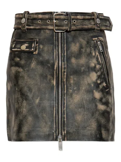 束腰皮质半身裙