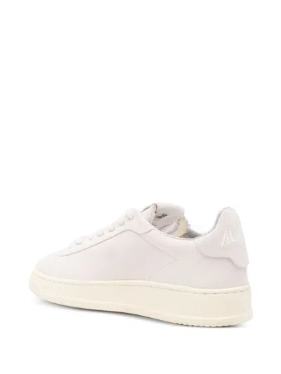 Autry Dallas Floral-embroidered Sneakers In Neutral