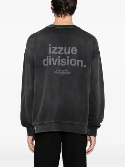 Izzue Logo-embroidered Sweatshirt In Black