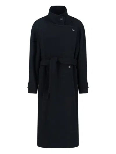 Low Classic Wool Single-breasted Coat In Black