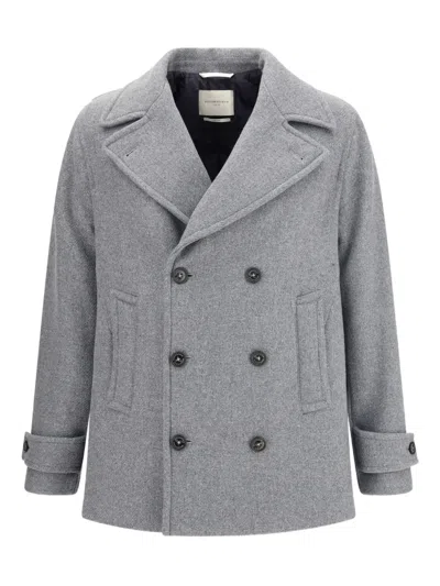 双排扣大衣