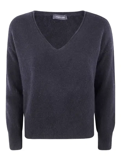 V领毛衣