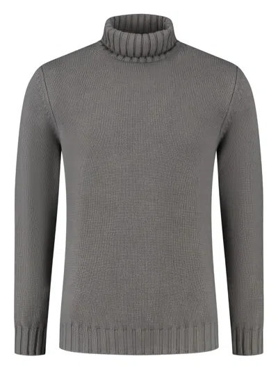 Doriani Cashmere Ribbed Roll-neck Sweater In Brown