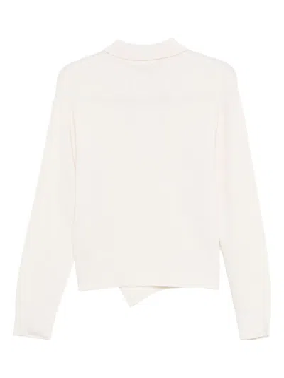 3311 Buttoned Asymmetric Knitted Top In White