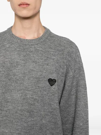 Izzue Heart-logo Crew-neck Sweater In Gray