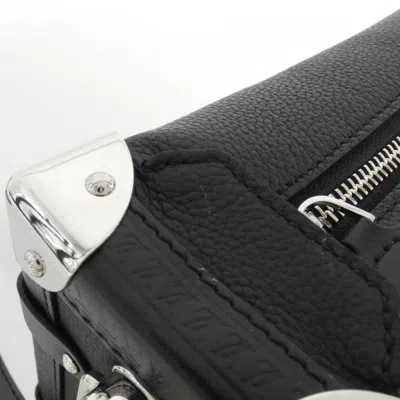 Pre-owned Louis Vuitton Black Leather Shoulder Bag ()