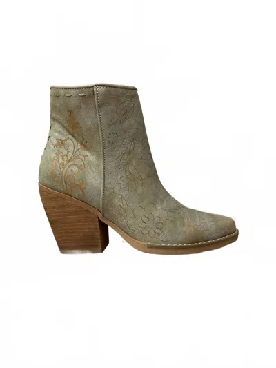 Very G Women Sophia Boots In Grey In Green